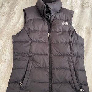 North Face 700 XS Puffer Vest